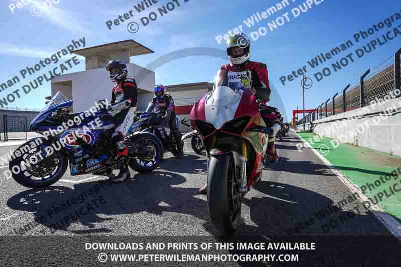 motorbikes;no limits;peter wileman photography;portimao;portugal;trackday digital images